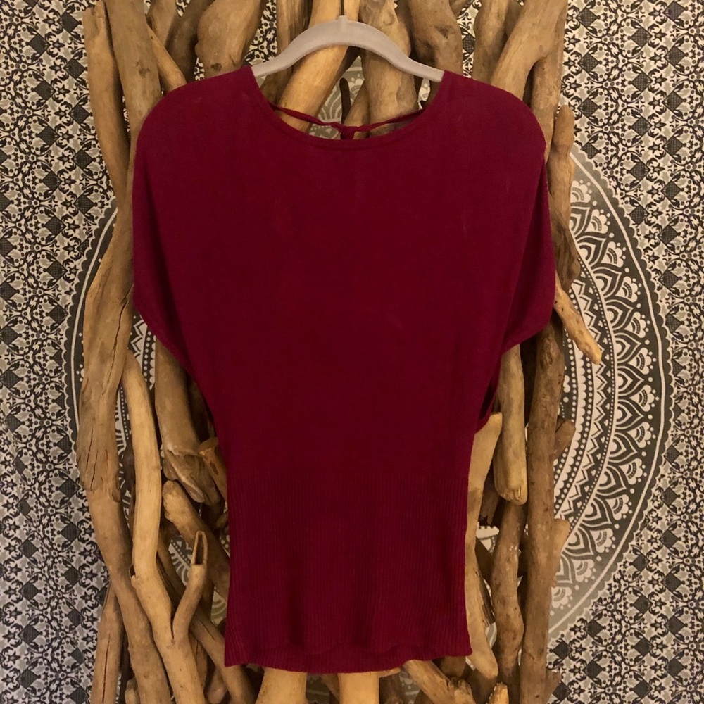 Women’s open back top